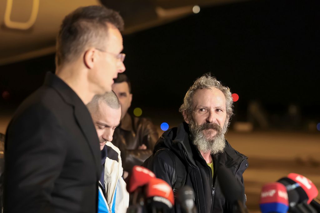 megérkeztek magyar földre a kárpátaljai hadifoglyok
Szijjártó Péter