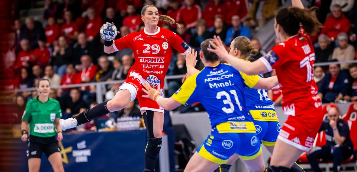 A DVSC svéd válogatott játékosa, Kristin Thorleifsdottir a mostani BL-kiírásban 42 gólt szerzett