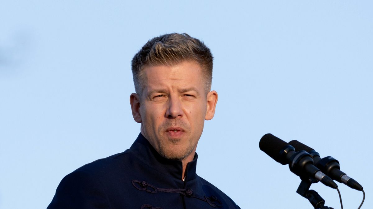 Szabó Bence teljesen Magyar Péter hálójába került