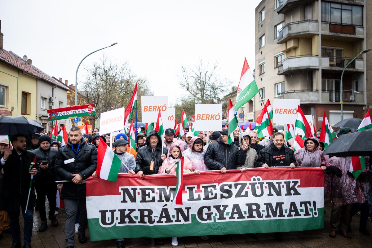 Orbán Viktor országjárás Szolnok
kampány
választás