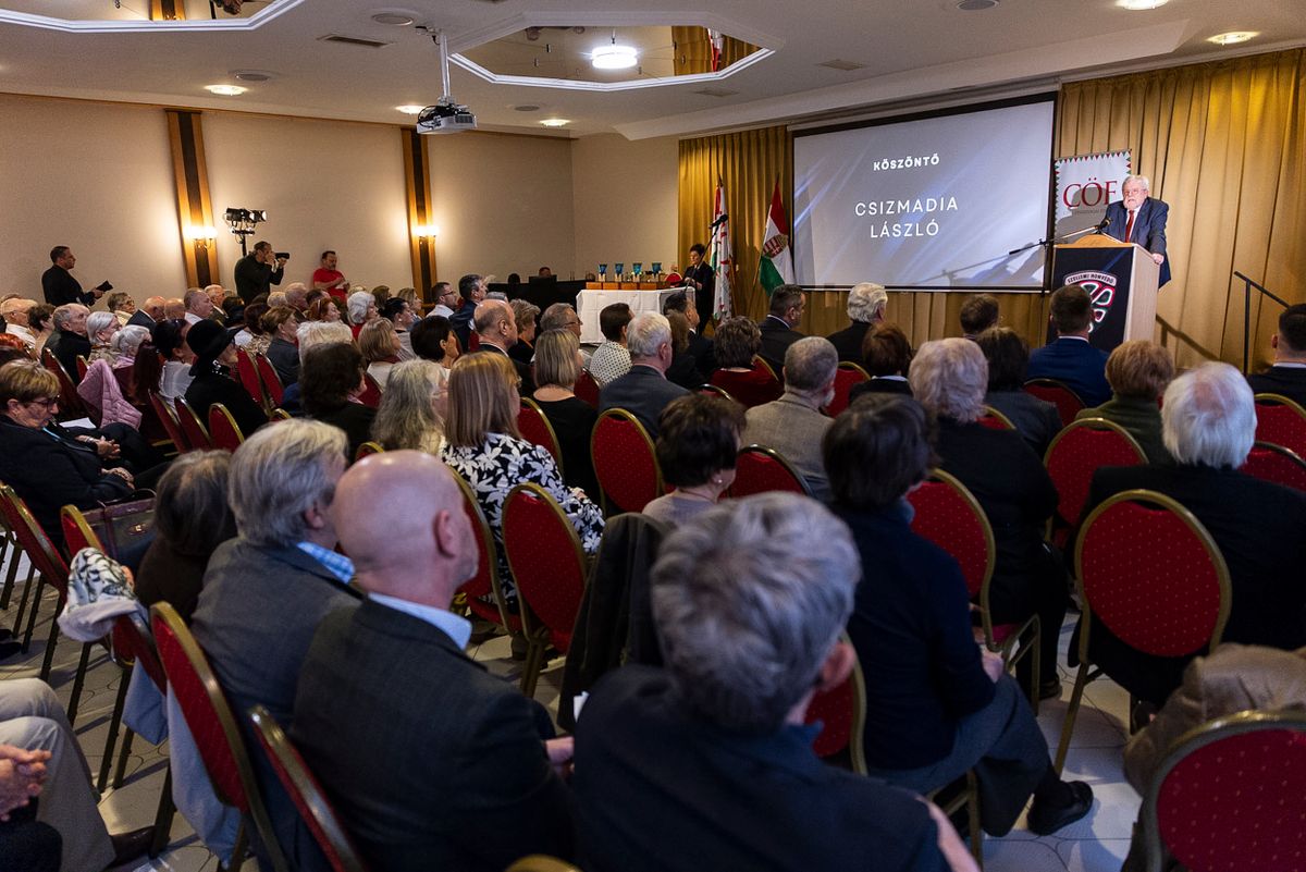 Szellemi Honvédő Díjátadó
CÖF