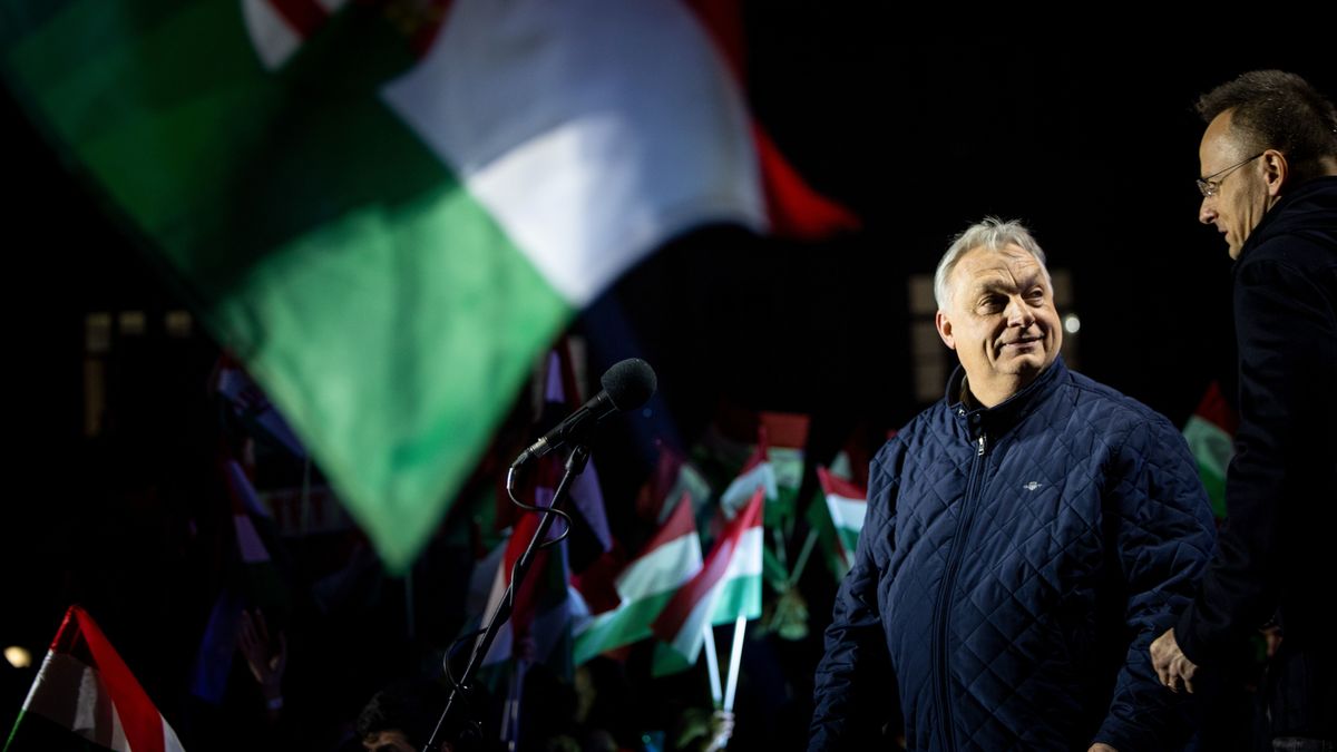 Orbán Viktor: Április 12-én a biztonságra kell szavazni + videó