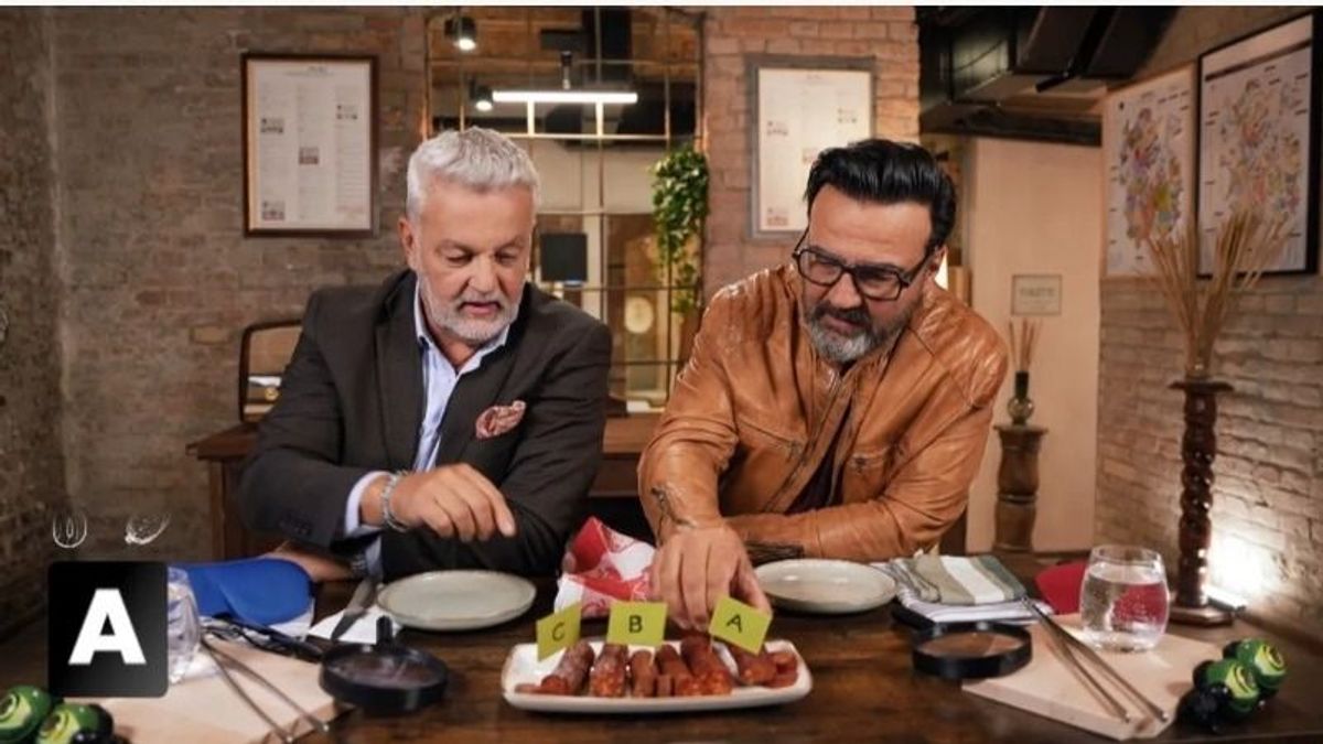 Kenyér és sajt után most igazi magyar kolbászt tesztelnek Gianniék