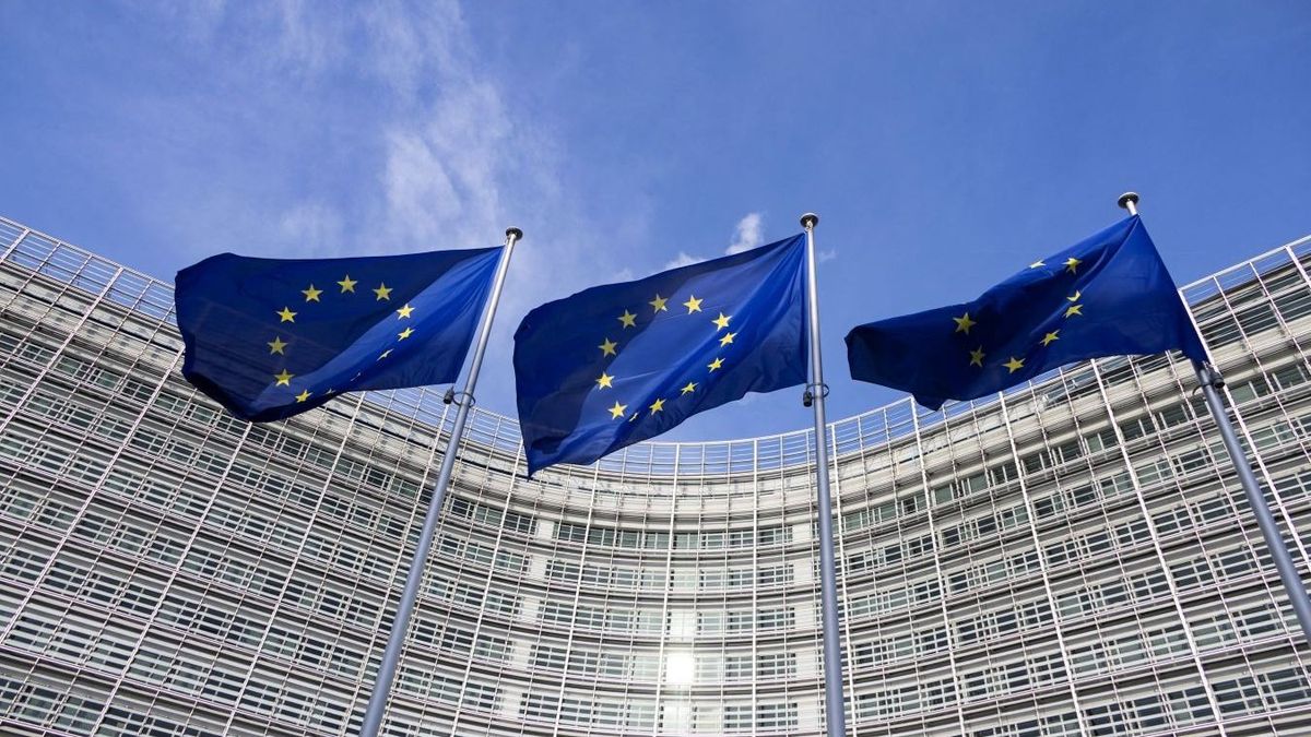 Kibertámadás érte az Európai Bizottságot: nagy mennyiségű adatot loptak el