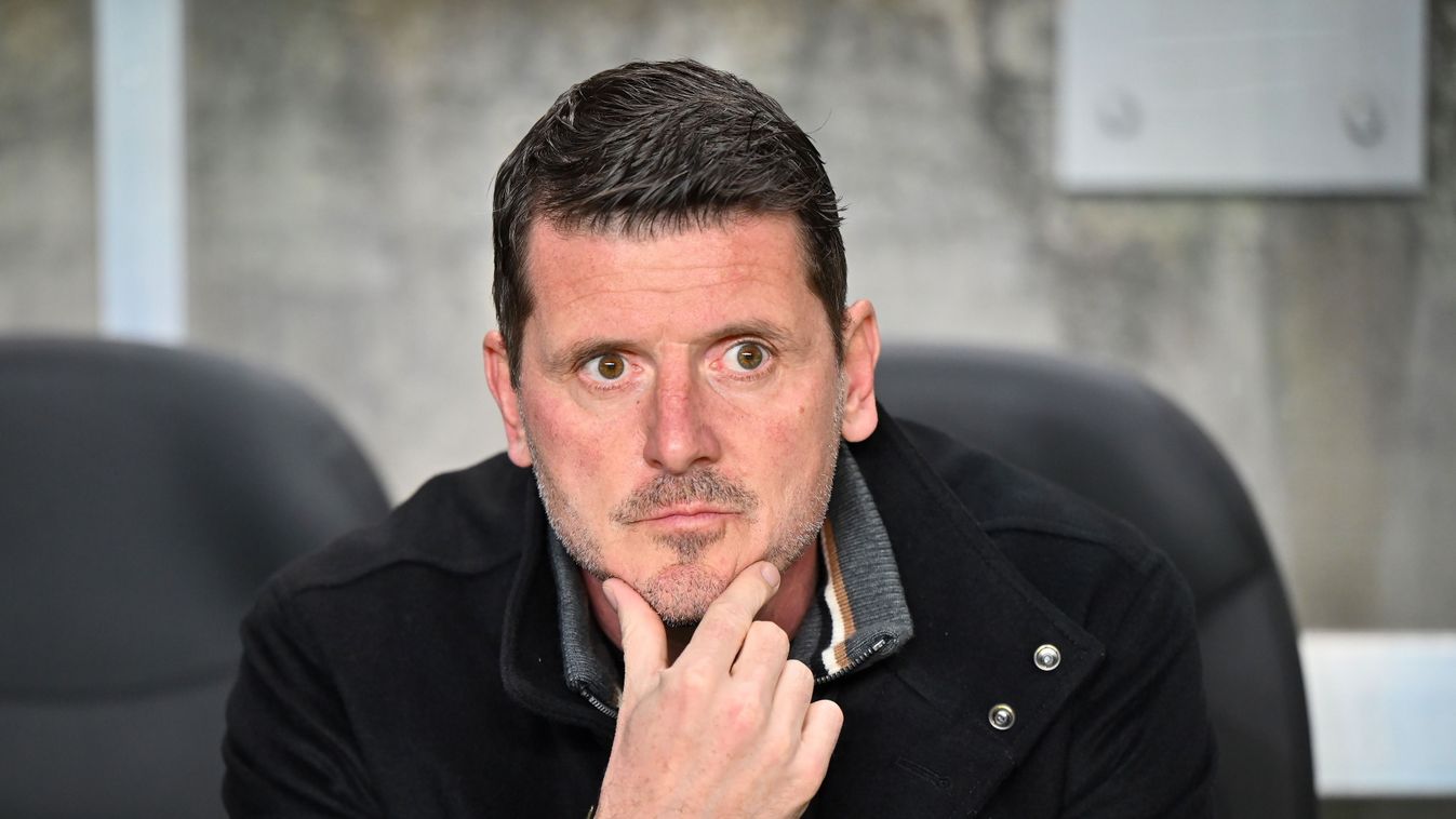 ETO FC
Győr, 2026. március 13.
Borbély Balázs, az ETO FC vezetőedzője a labdarúgó Fizz Liga 26. fordulójában játszott ETO FC - MTK Budapest mérkőzésen a győri ETO Stadionban 2026. március 13-án.
MTI/Krizsán Csaba