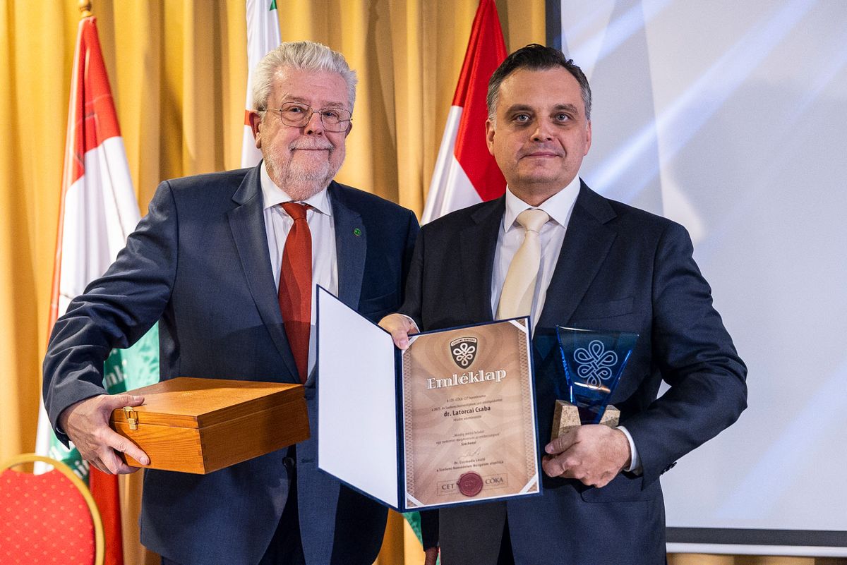 Szellemi Honvédő Díjátadó
CÖF