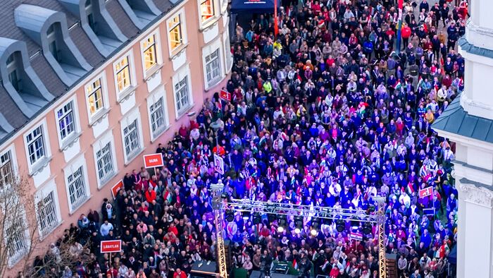 Orbán Viktor országjárás Esztergom
kampány
választás