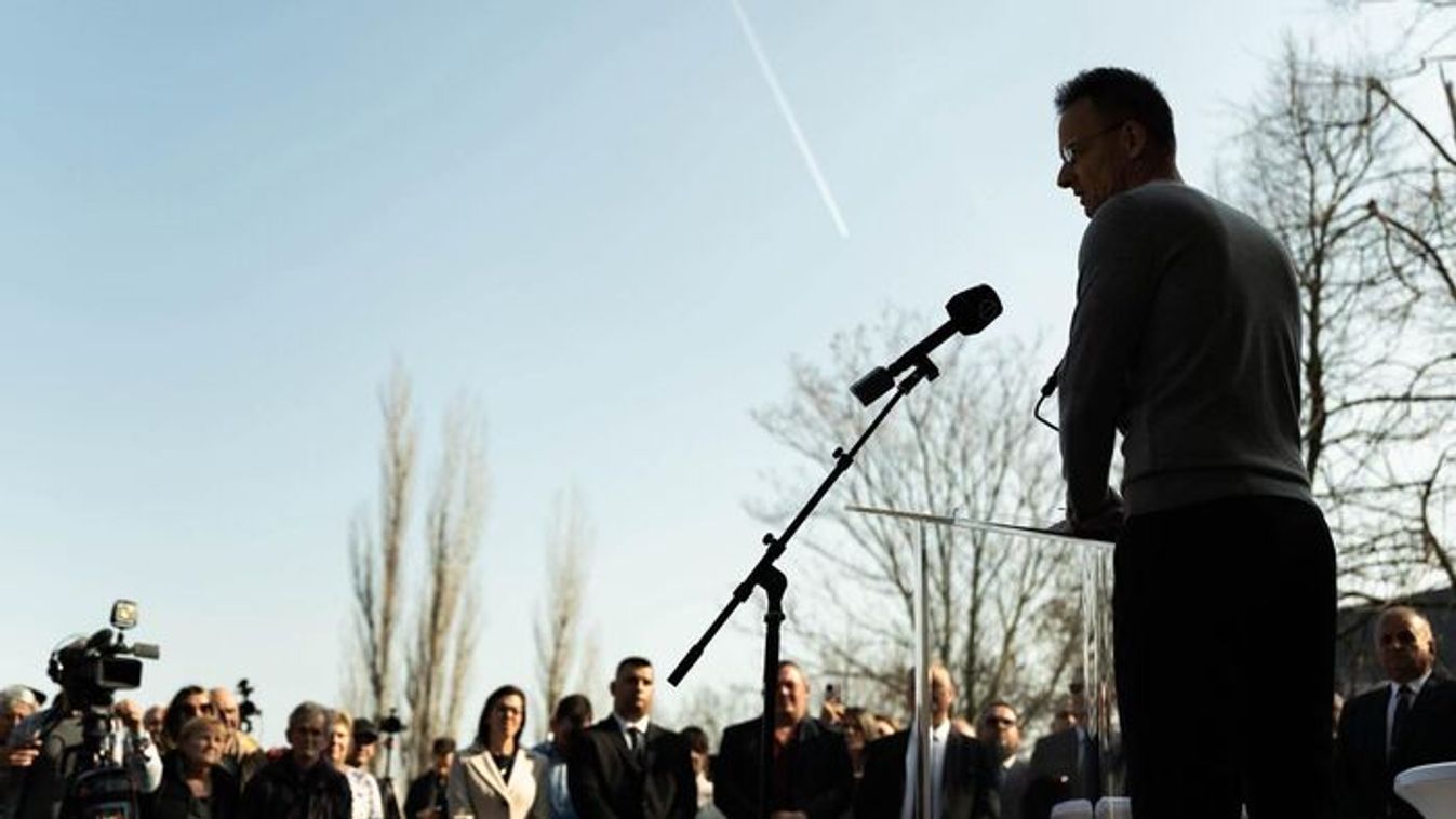 Hungarian Minister of Foreign Affairs and Trade Peter Szijjarto (Source: Facebook)