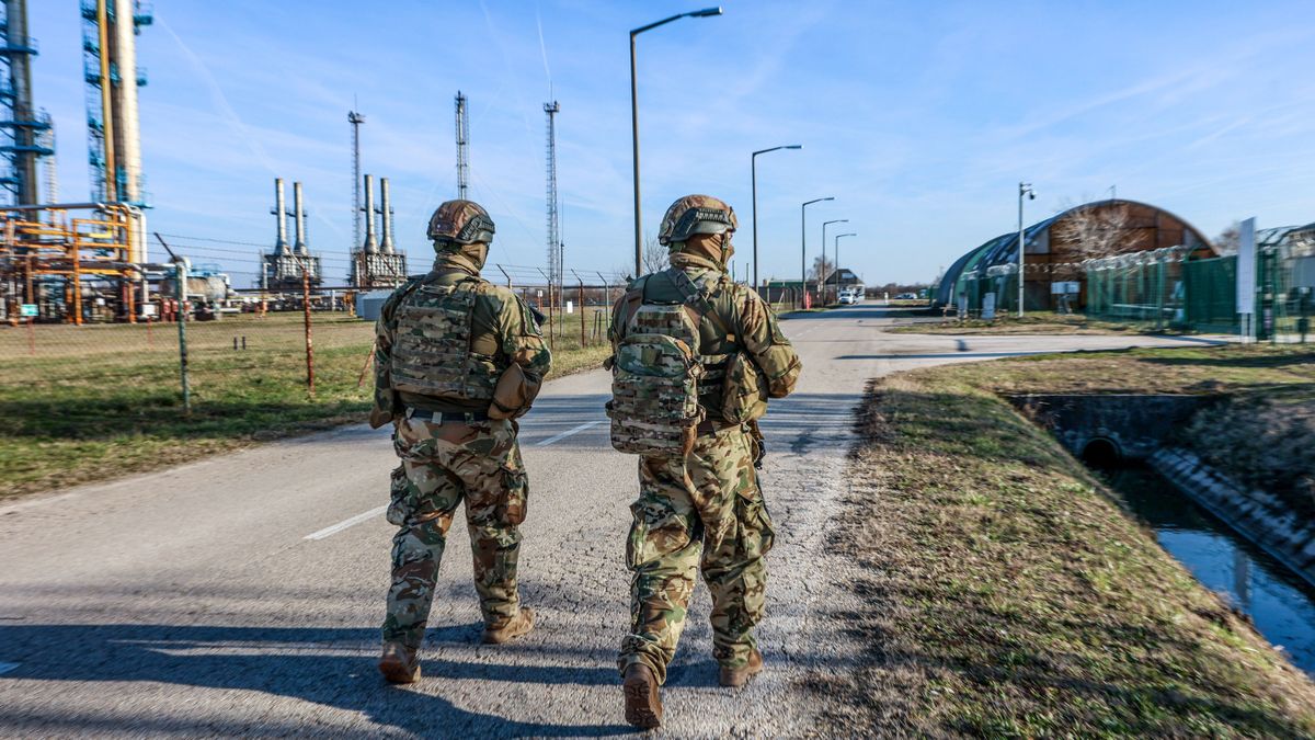 Budapest bevezető útjain is fokozott ellenőrzés vár az autósokra a terrorveszély miatt