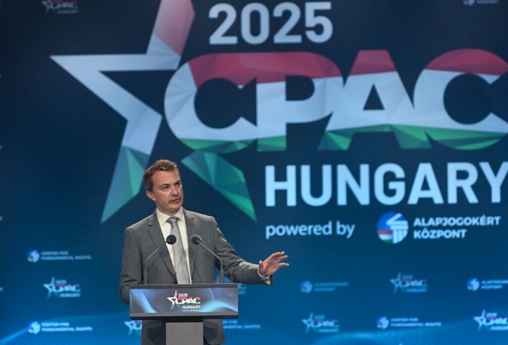 Budapest, 2025. május 30.
Morten Messerschmidt, a Dán Néppárt elnöke beszédet mond a kétnapos CPAC (Konzervatív Politikai Akció Konferencia) Hungary második napján a Budapest Kongresszusi Központban 2025. május 30-án.
MTI/Bruzák Noémi