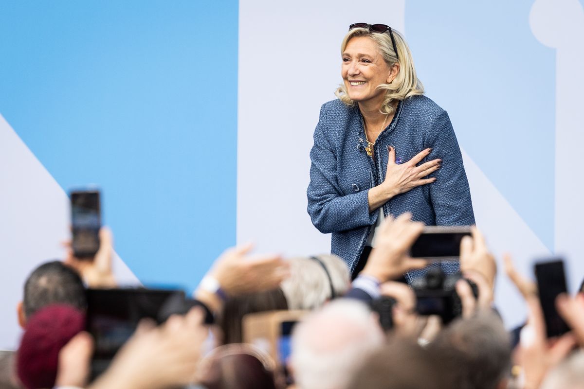 Patrióta nagygyűlés Marine Le Pen