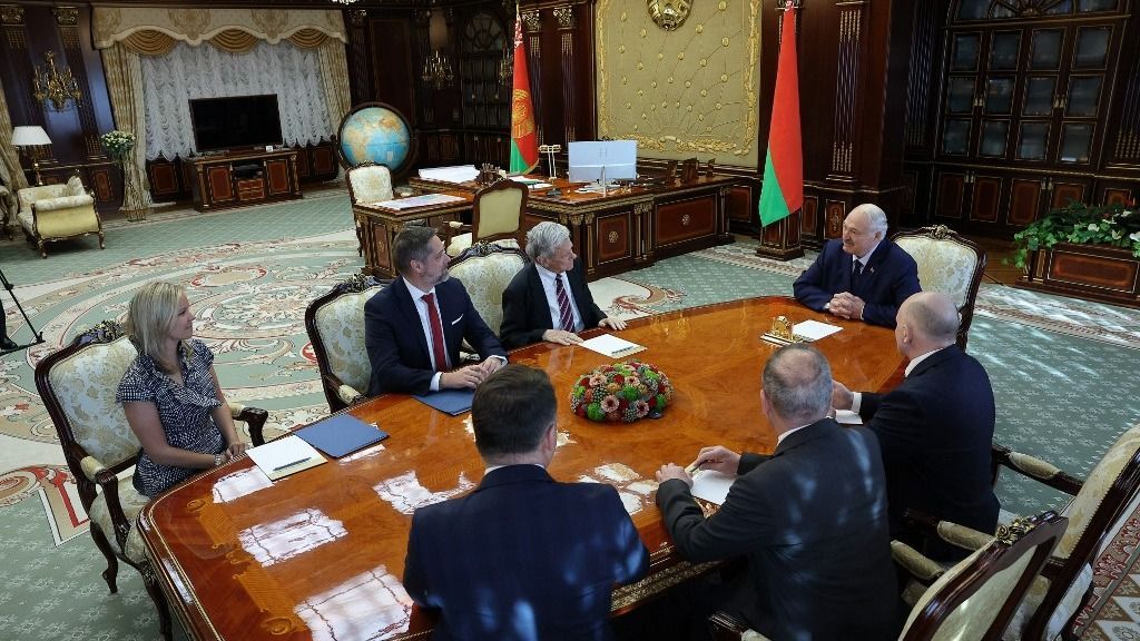 Aljakszandr Lukasenka Minszkben fogadta az Egyesült Államok küldöttségét