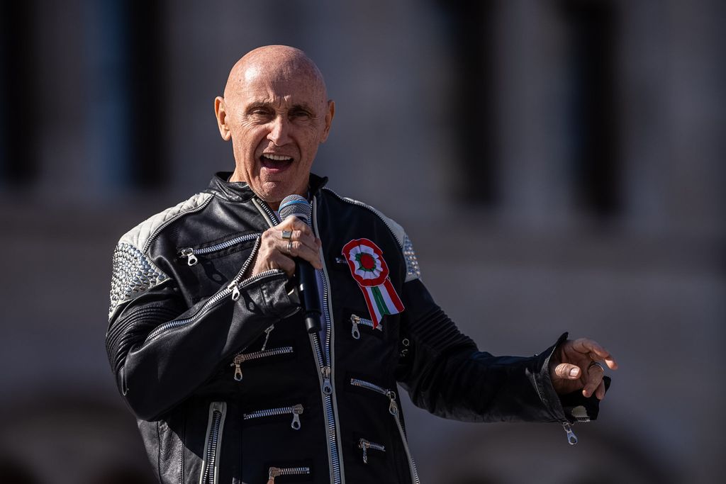 Kossuth tér március 15.