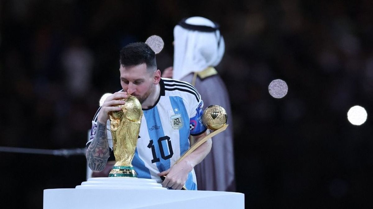 Ne a visszataszító kapus, hanem Lionel Messi jusson eszünkbe!