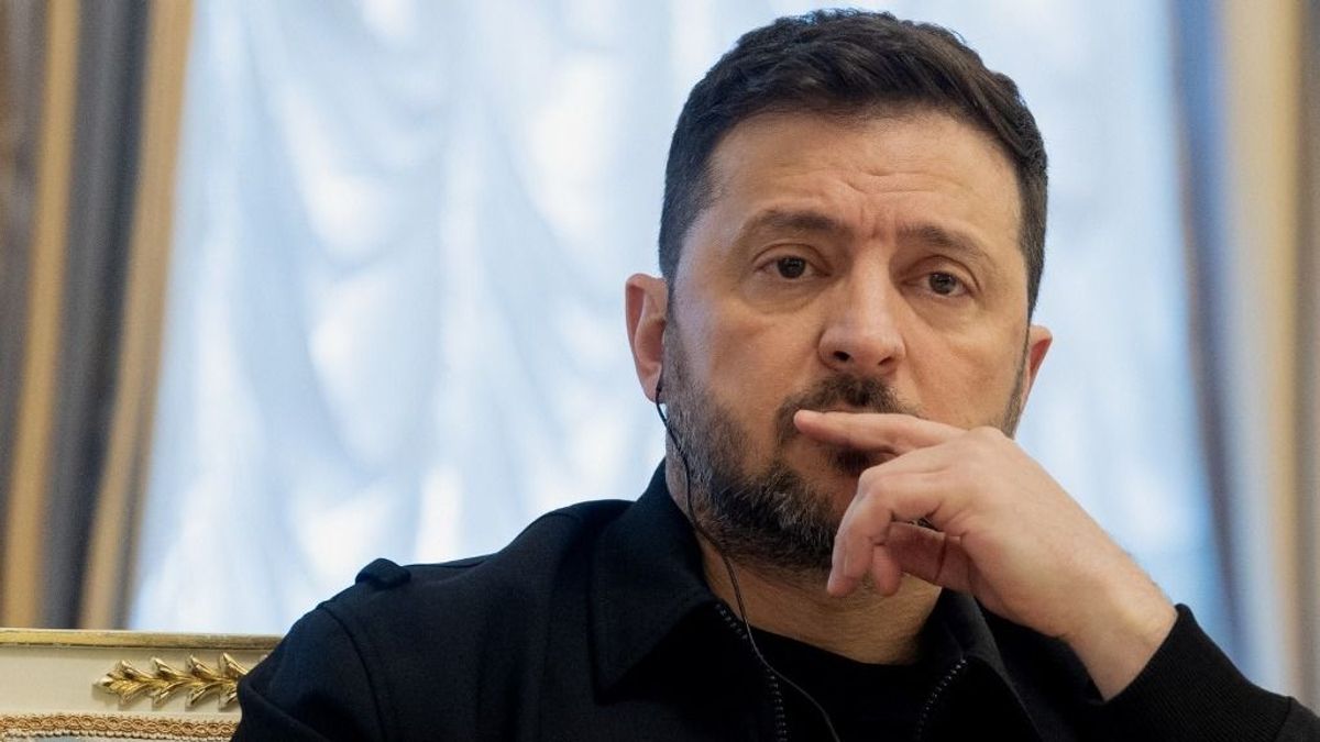 Deutsch Tamás: Zelenszkij finanszírozza Magyar Péterék kampányát + videó