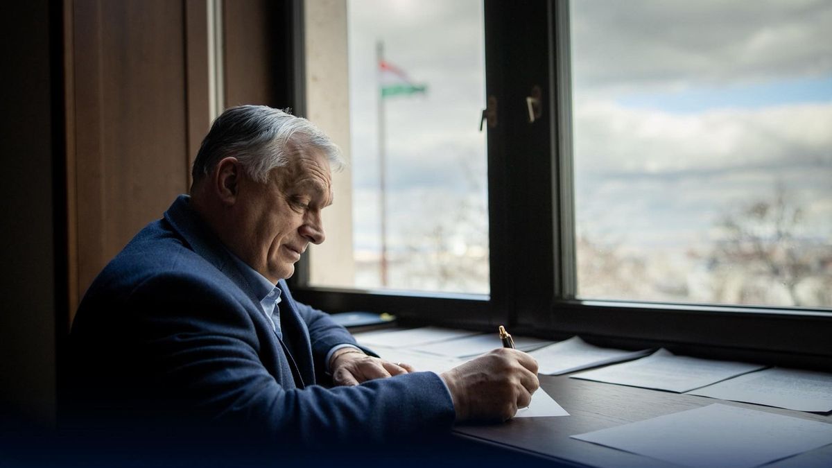 Orbán Viktor: Zelenszkij zsarol és fenyeget, útban van neki a magyar kormány