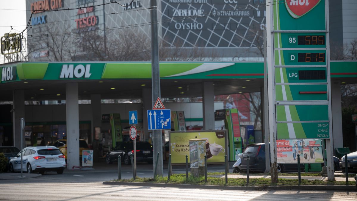 védett ár, benzinkút, tankolás