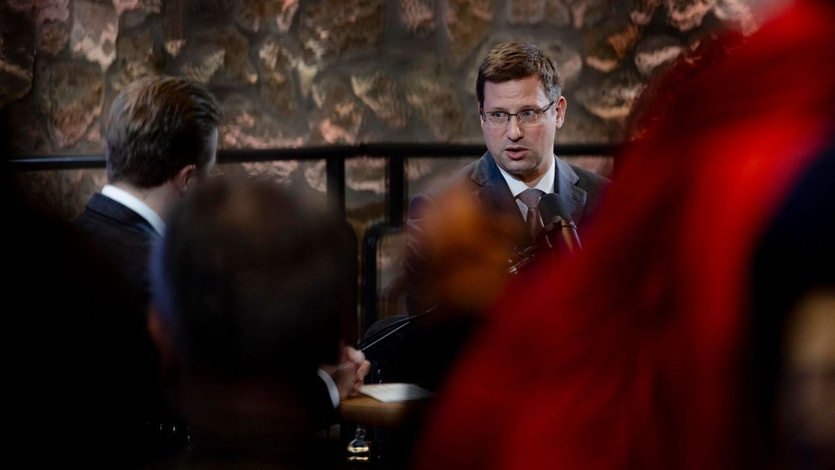 Gulyás Gergely: Ukrajna vezetése nem ismeri a Genfi Egyezményt