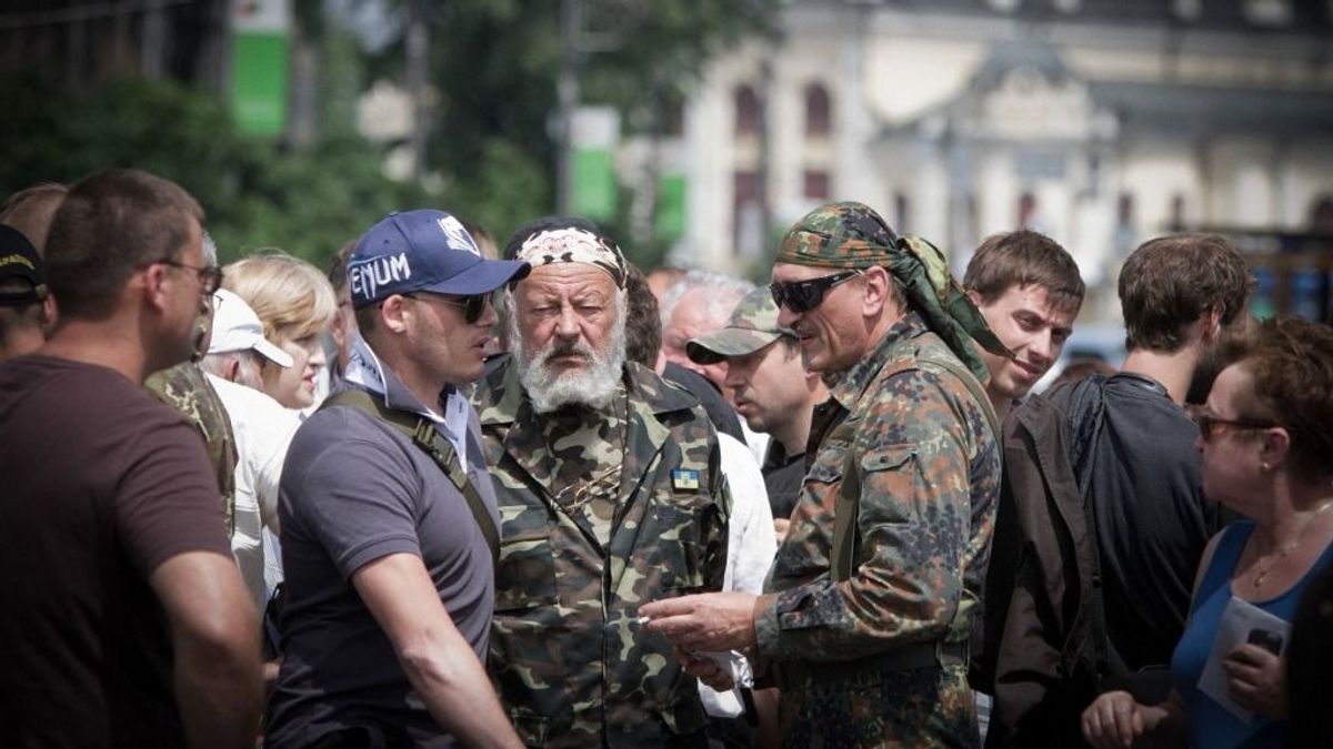 Kényszersorozás Ukrajnában: randira hívják, majd elviszik a férfiakat + videó