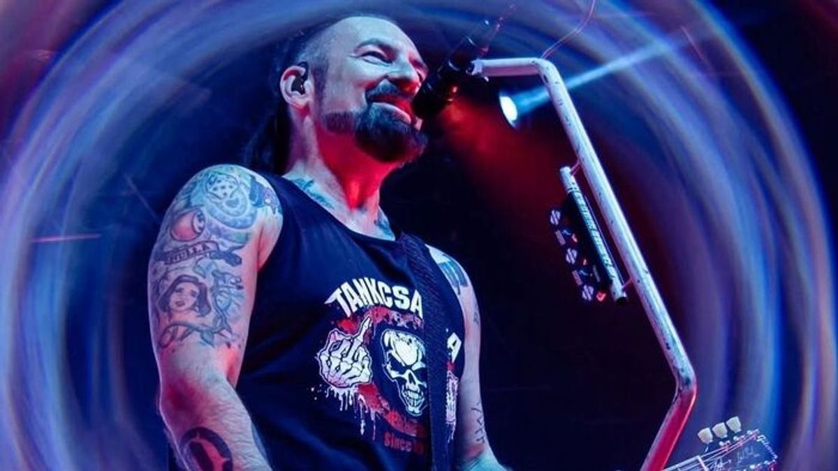 Kiderült, melyik bandában folytatja a Tankcsapda ex-gitárosa, Sidi