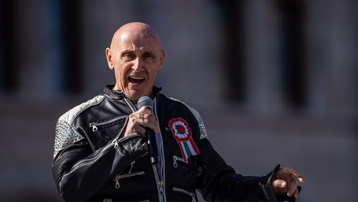 Kossuth tér március 15.