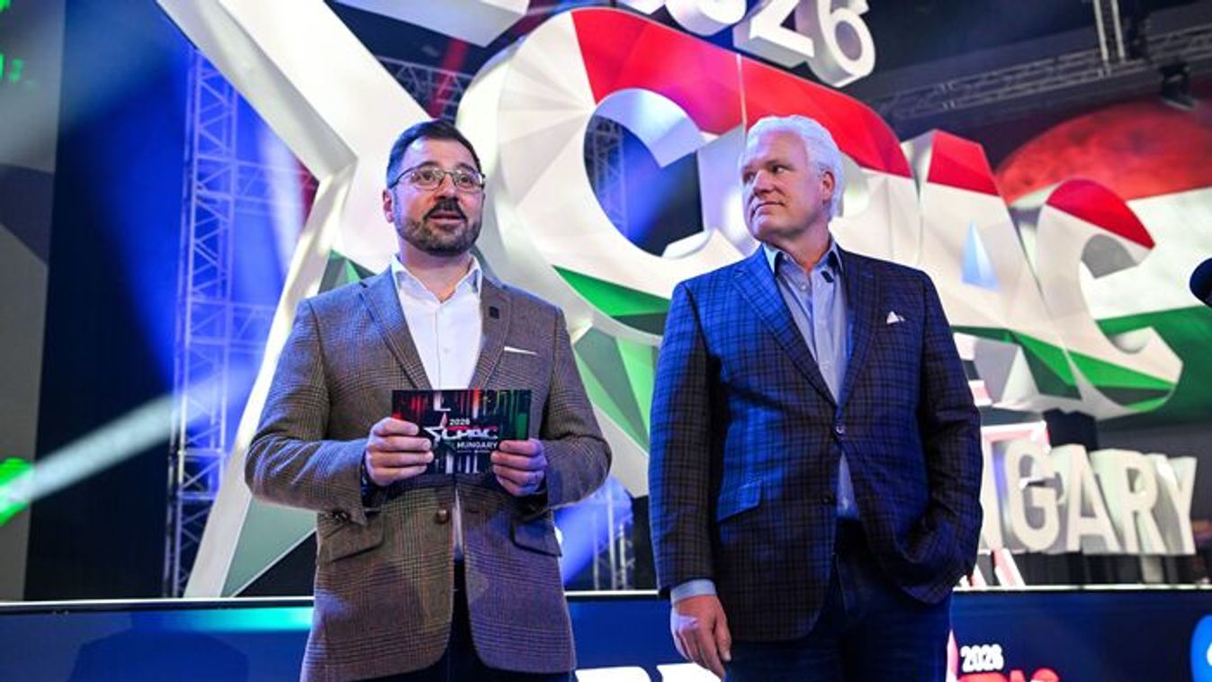 Miklos Szantho, director general of the Center for Fundamental Rights, and Matt Schlapp, chairman of the CPAC Foundation (Photo: MTI/Tamas Purger)