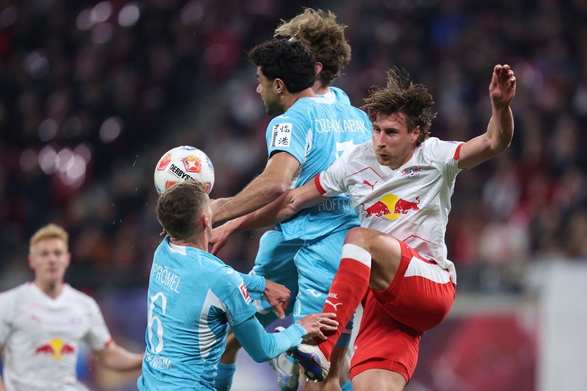 Willi Orbán (jobbra) sárga lappal zárta az RB Leipzig és a Hoffenheim összecsapását