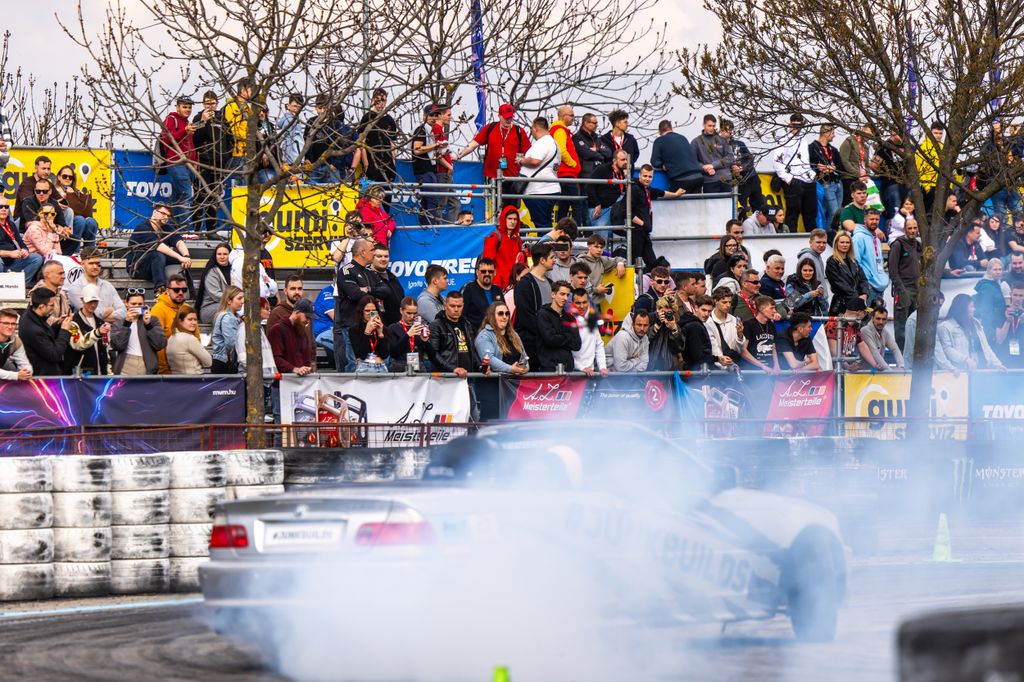 Autó, motor és Tuning Show AMTS