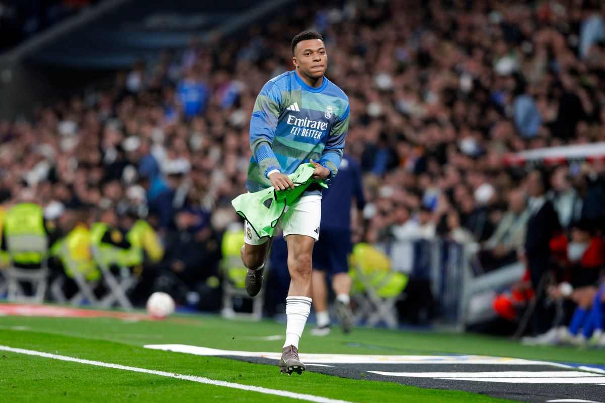Kylian Mbappé csereként beállva már gyűjti a játékperceket