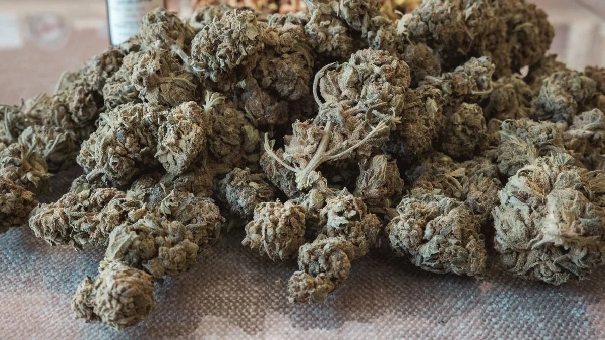 Drogkereskedelem helyszíne volt, egy hónapra lakat került a józsefvárosi szórakozóhelyre