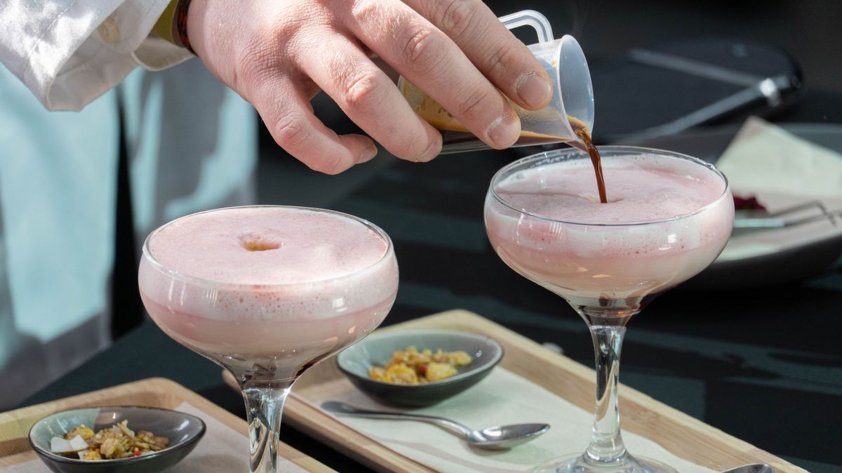 Minden nap isszuk: ez az ital serkenti a boldogsághormonok felszabadulását