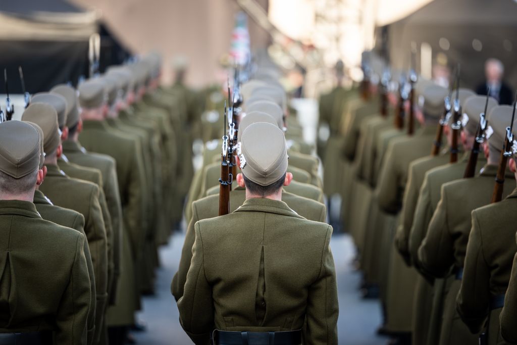 zászlófelvonás március 15.