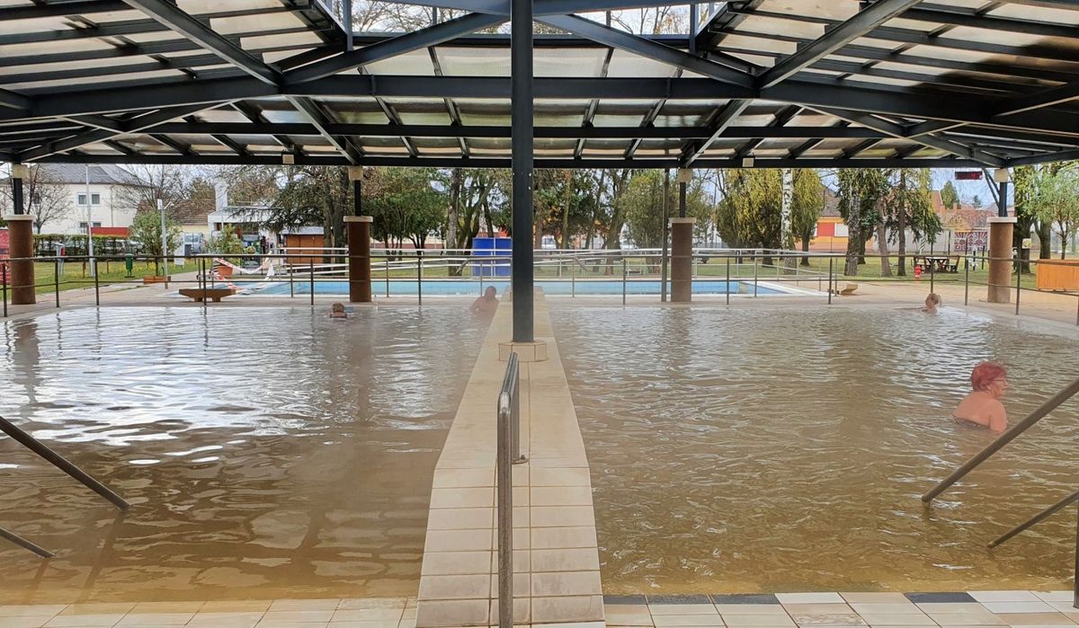 karbantartás  fürdő