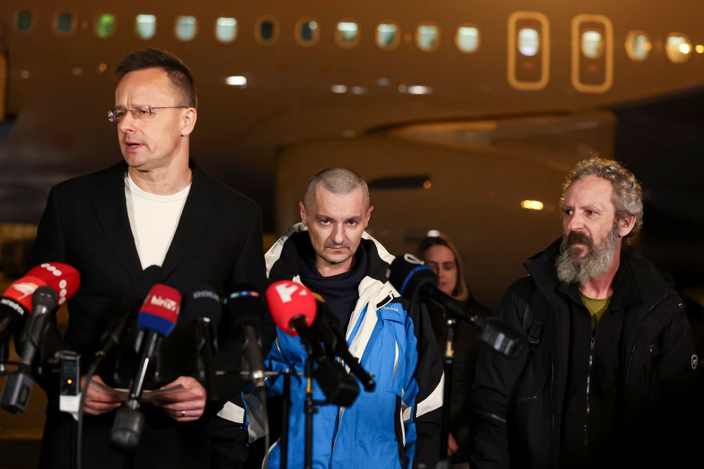 megérkeztek magyar földre a kárpátaljai hadifoglyok
Szijjártó Péter