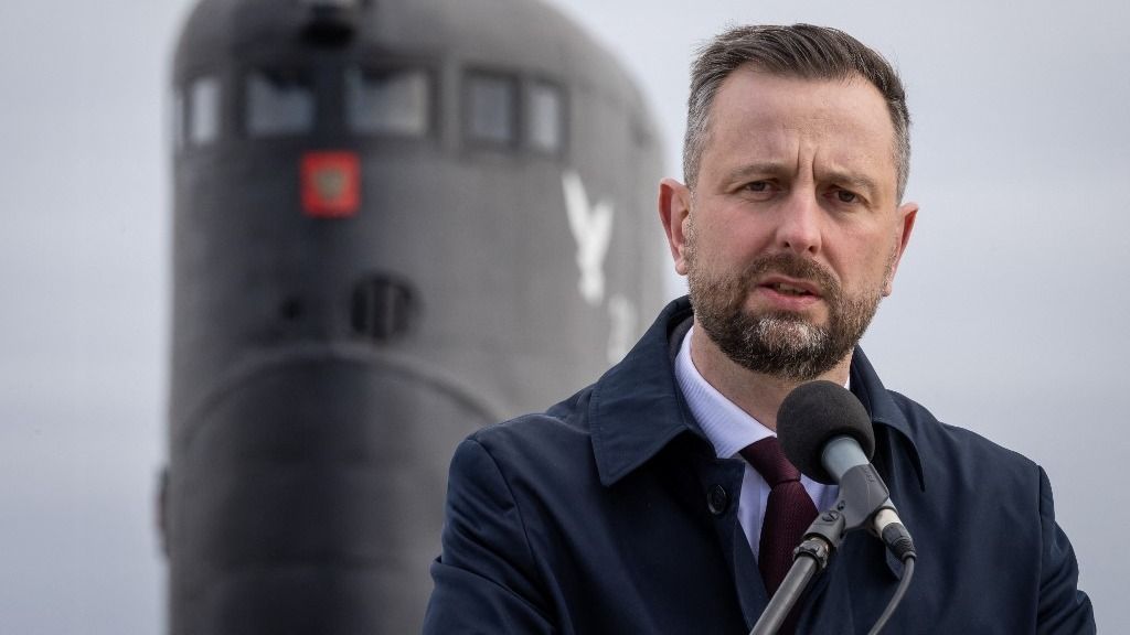 Az európai fegyvergyártás növelését sürgeti a lengyel védelmi miniszter