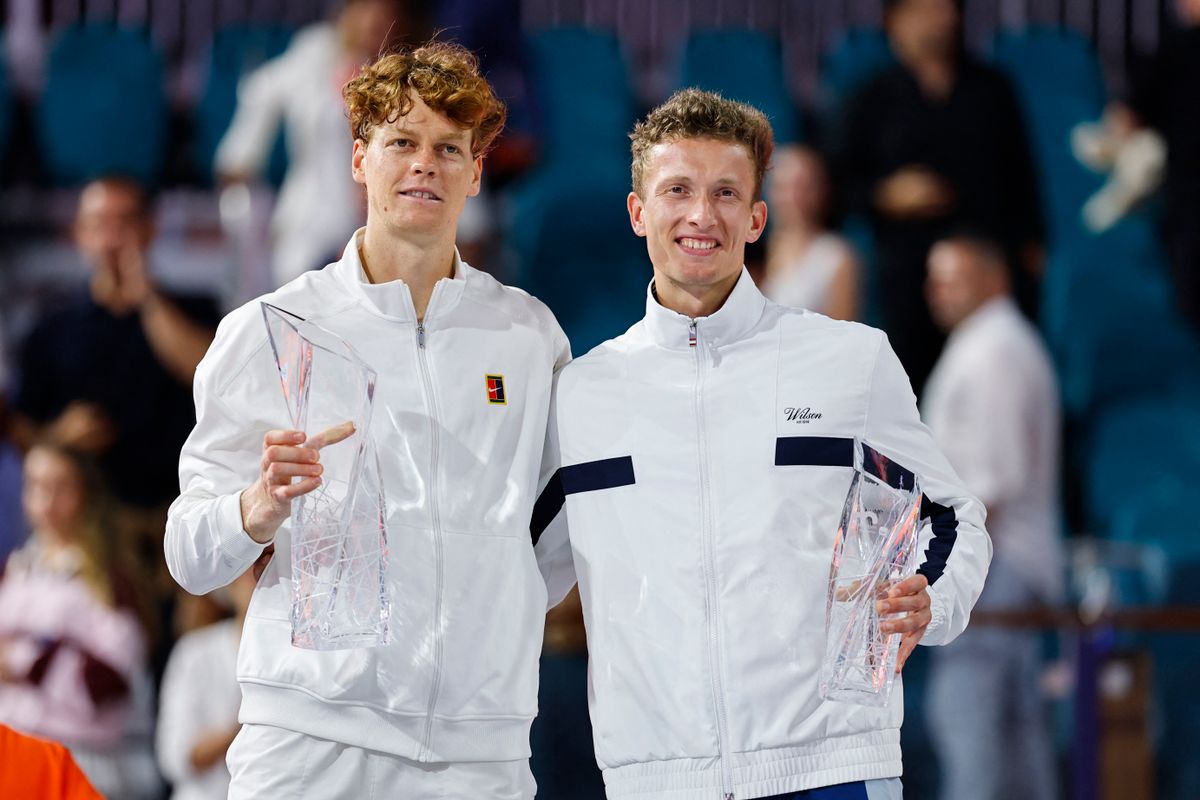 Jannik Sinner és Jiri Lehecka a miami teniszdöntő után