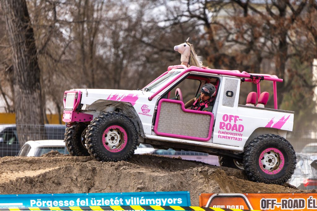 Autó, motor és Tuning Show AMTS