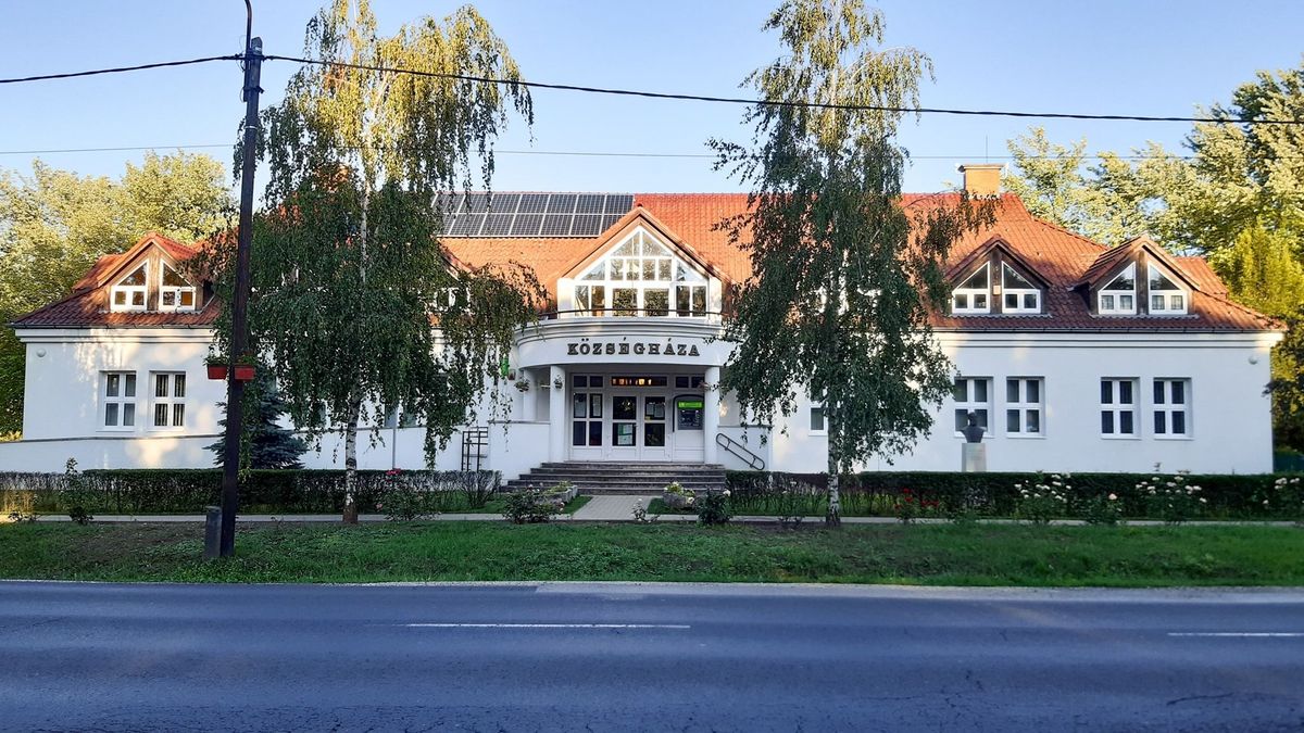 Lemondott Szentmártonkáta alpolgármestere, miután a Facebbokon nőveréssel vádolták meg