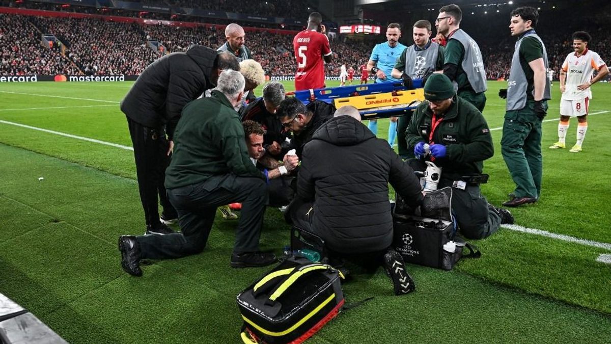 A törött karú Galata-játékosnál csapattársa rosszabbul járt, felháborodtak Ekitiké mondatán