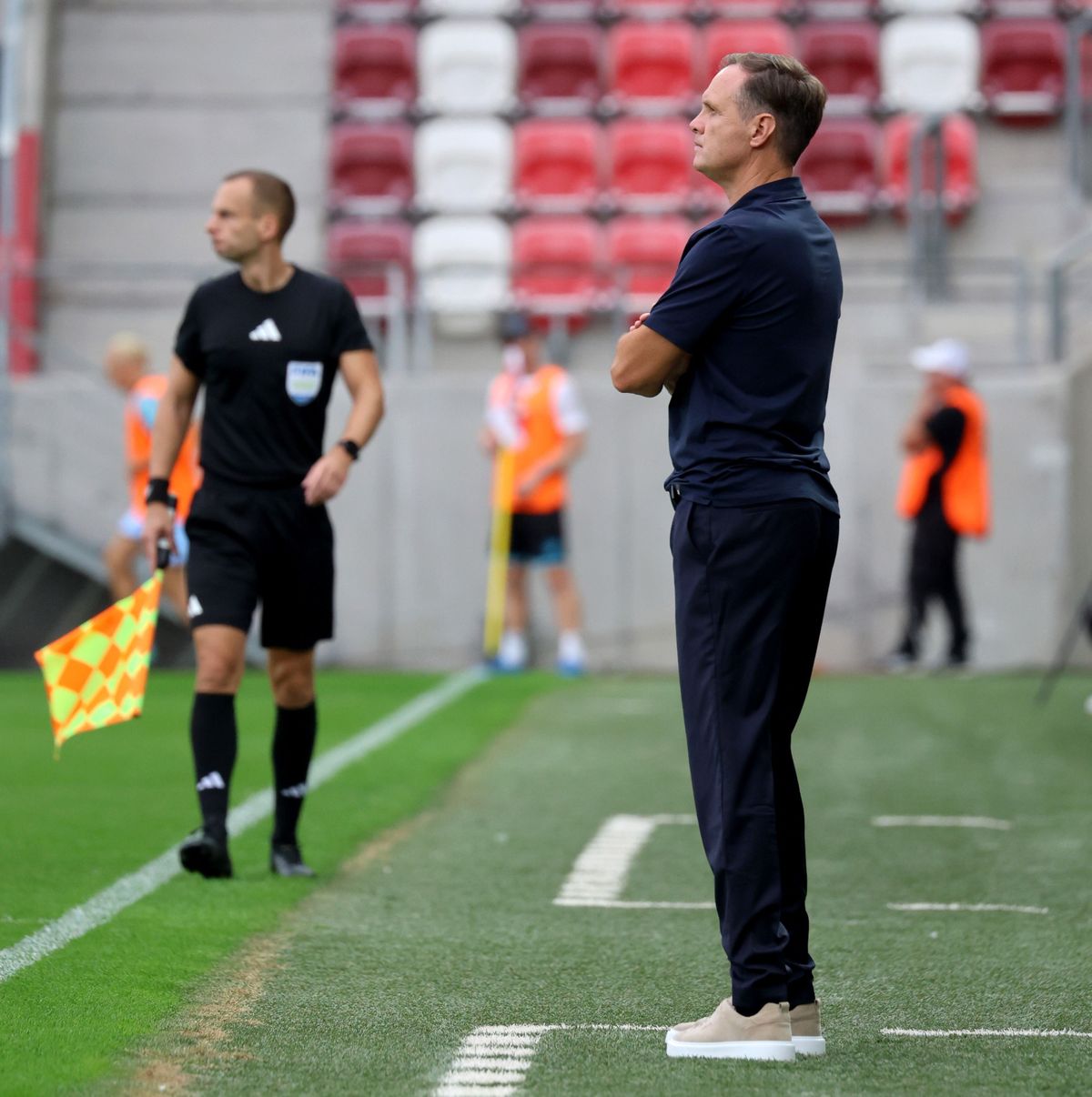 Egybehangzó értesülések szerint Vladimir Radenkovic a szurkolók örömére távozik a DVTK kispadjáról, tizenhárom hónapon belül másodszor rúgták ki