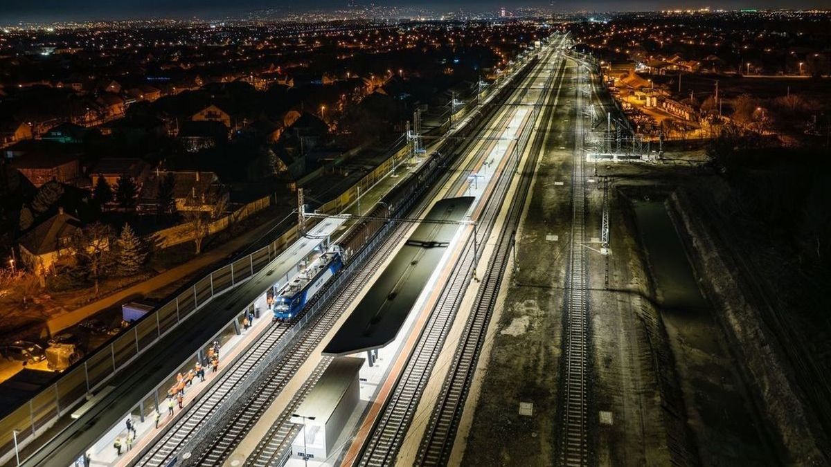 Tévedések és félrevezető információk terjednek a Budapest-Belgrád vasútvonal működésével kapcsolatban