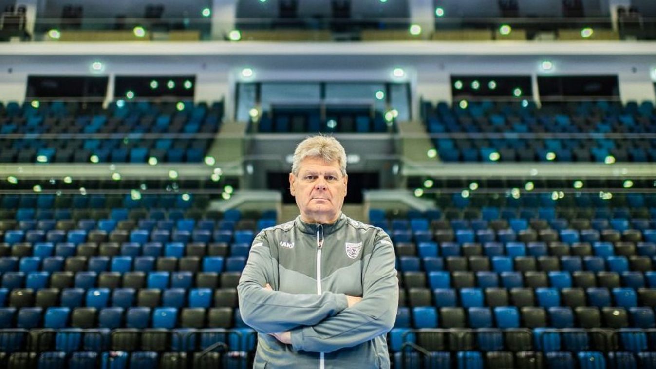 Kontra Zsolt már ötven éve a tatabányai kézilabda meghatározó alakja