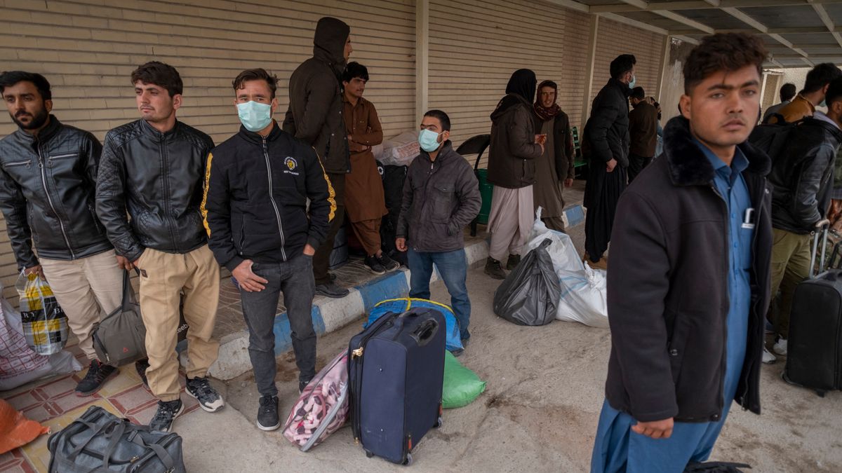 Európa újabb migrációs hullámtól tart, Irán nem tárgyal