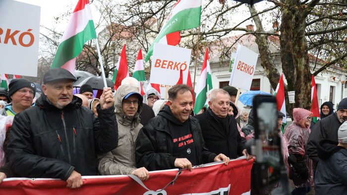 Orbán Viktor országjárás Szolnok
kampány
választás