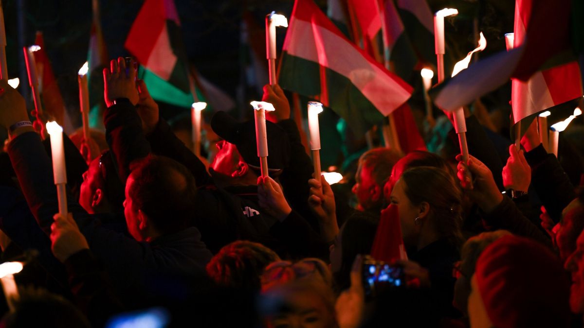 A választási gyűlések rendjének fenntartása a szervező felelőssége, nem a rendőrségé