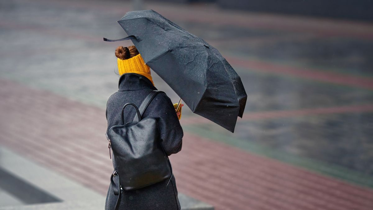 Erősen szeles, esős napra készüljünk