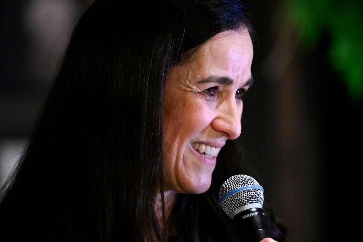 A Tiszás Orbán Anita bejegyzésére hivatkozva vizionálnak halálos összecsapásokat a Fidesz győzelme esetén