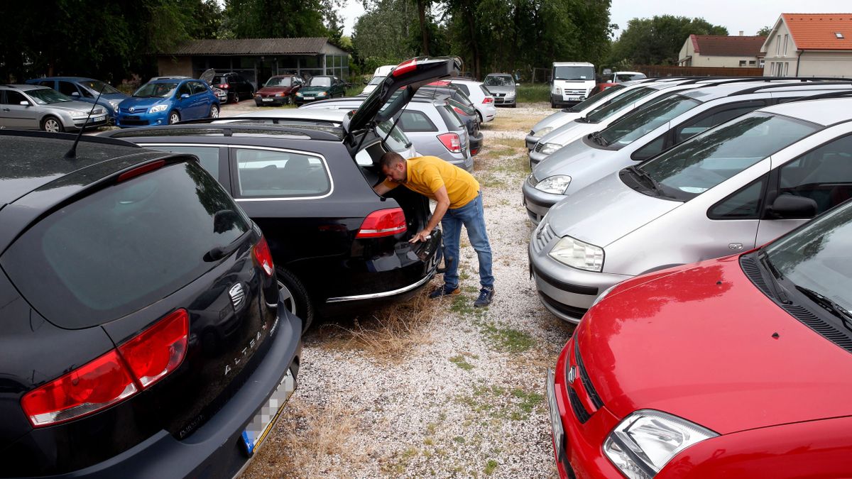 Jelentősen csökkent itthon a használt villanyautók ára