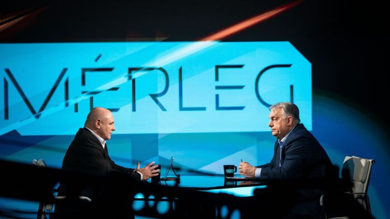 Prime Minister Viktor Orban (right) and host Egon Ronai during the broadcast of the program Merleg, streamed on ATV’s YouTube channel on March 4, 2026 (Photo: MTI/PM's General Department of Communication/Zoltan Fischer) 