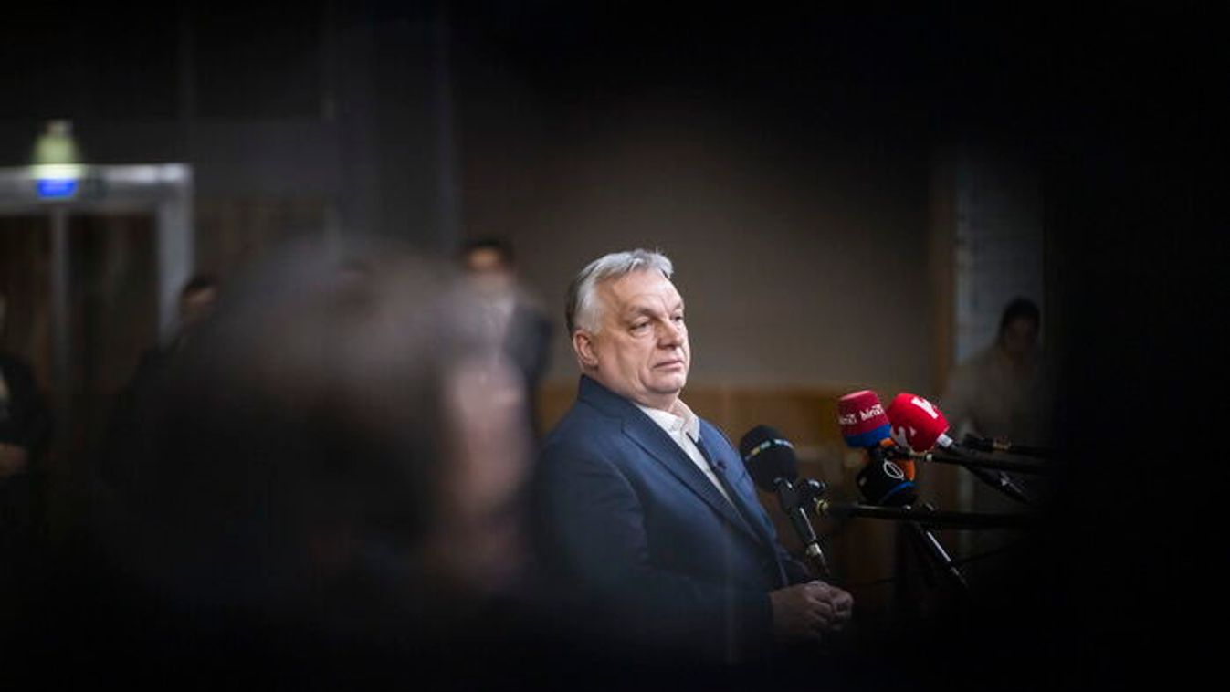 Hungarian Prime Minister Viktor Orban speaks to the press after leaving the summit of EU heads of state and government in Brussels on March 20, 2026 (Photo: MTI/Prime Minister’s General Department of Communication/Akos Kaiser)